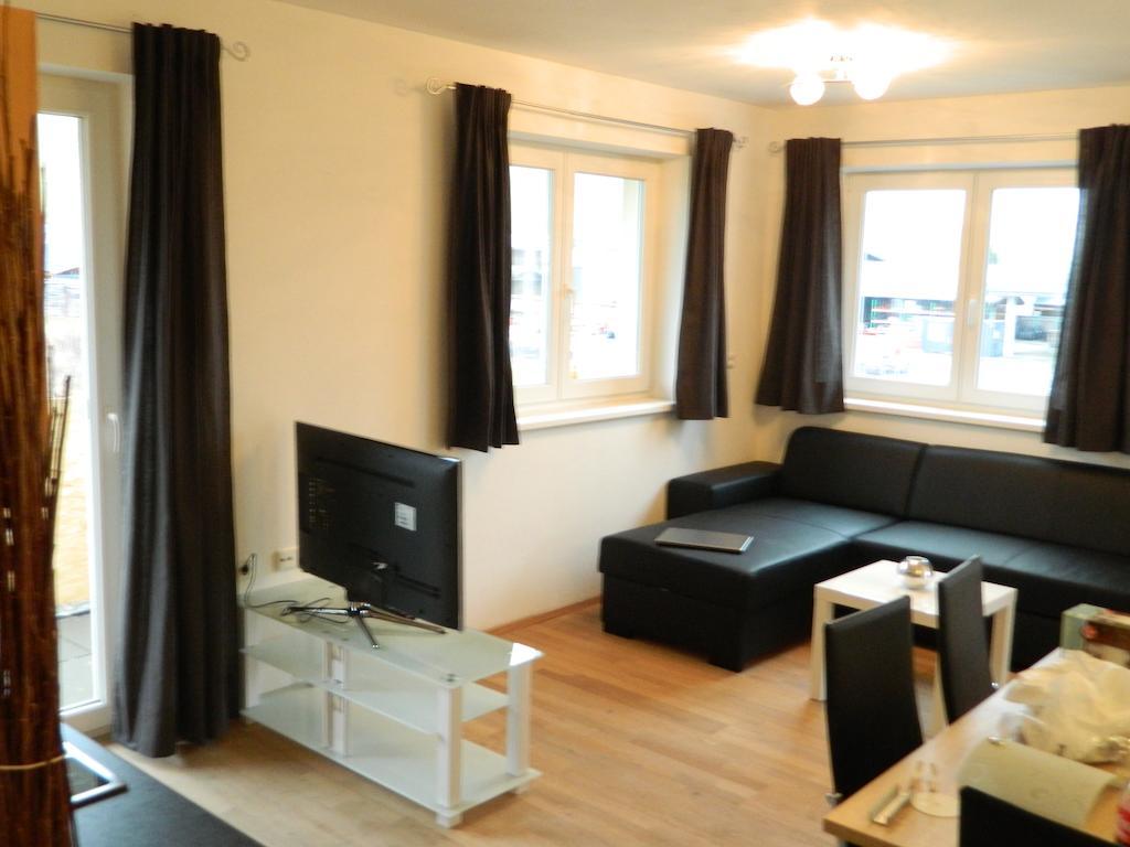 Haus 4 Holidays Bramberg am Wildkogel Room photo